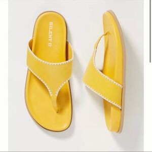Silent -D Leather Sandals